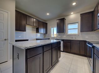 2552 Hiddenbrooke Trce, Seguin, TX 78155