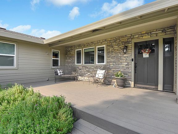 4th image of 4105 Shirley Pl