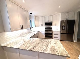 300 Heritage Vlg #B, Southbury, CT 06488