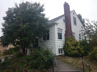 1202 NW 67th St, Seattle, WA 98117