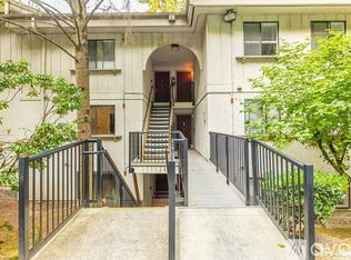12742 NE 116th Ln APT J26, Kirkland, WA 98034