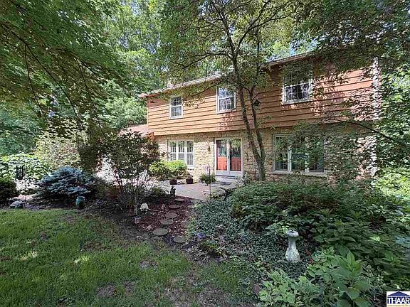 2nd image of 3301 N Limberlost Ln