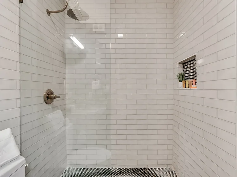 Spanish Villa — Photo 129