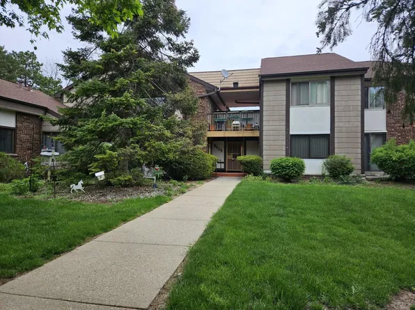 8629 North Servite DRIVE #203, Milwaukee, WI 53223