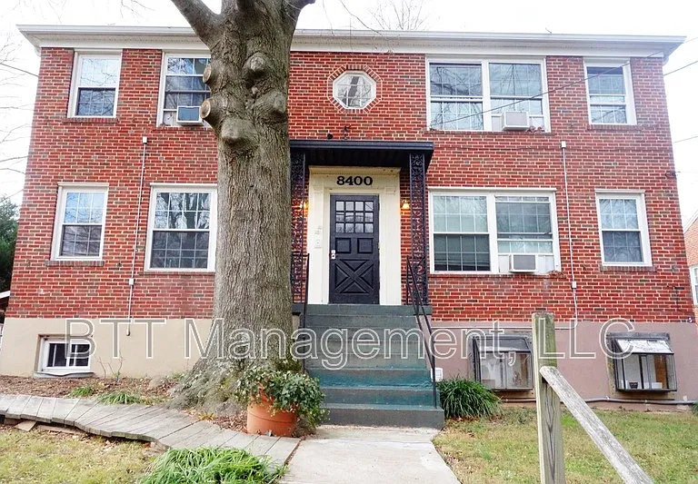 8400 Greenwood Ave #4 — Photo 33