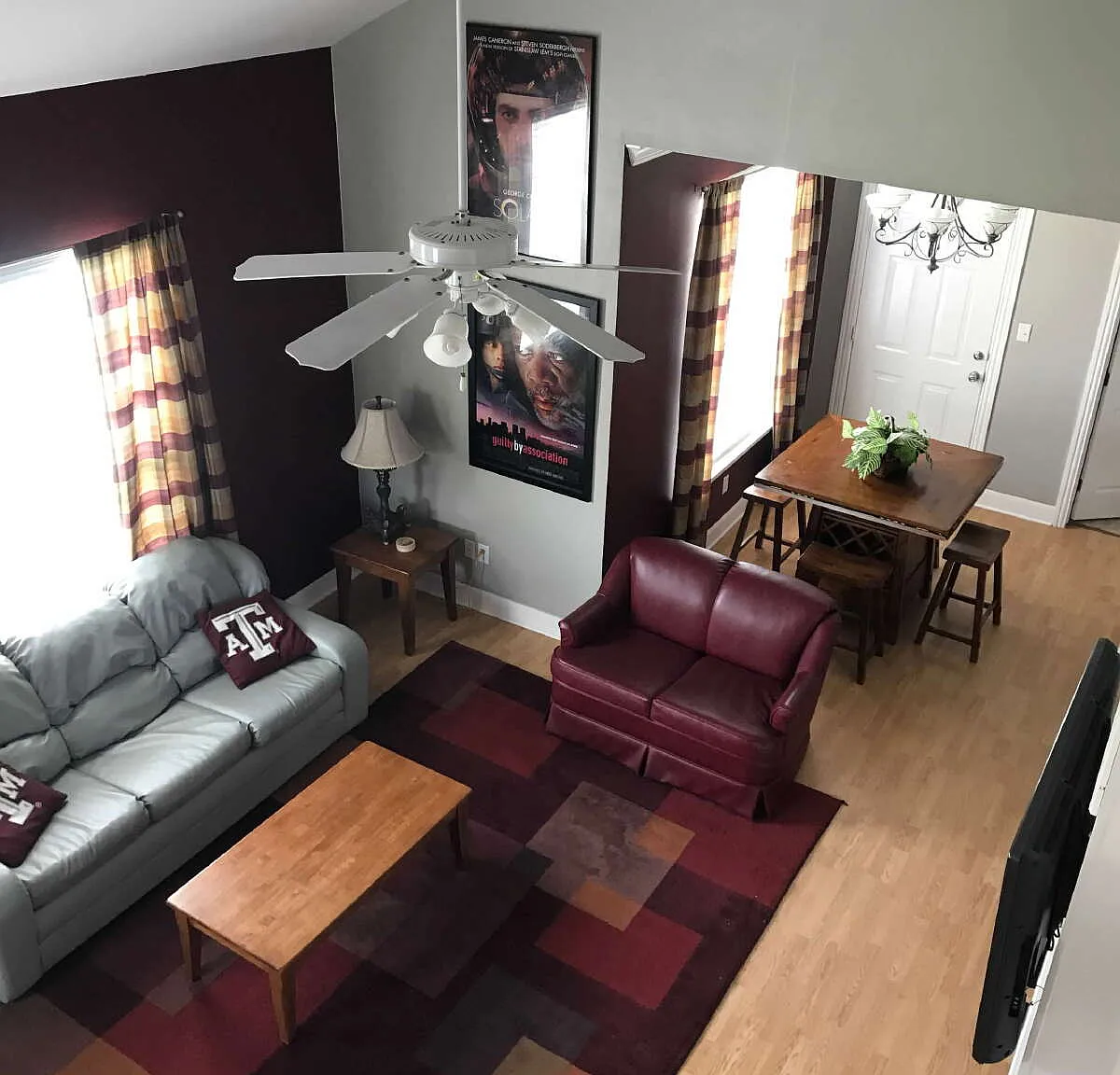 3 bed, 3.0 bath, 1600 sqft, $2,025 — Photo 3