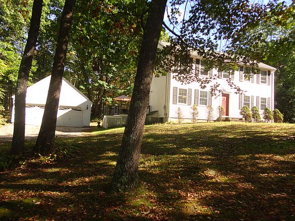 Oversized 2-car Garage