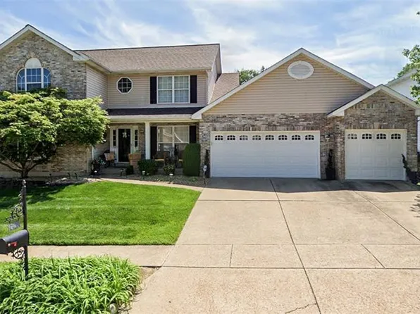2420 Boardwalk Pl, Saint Louis, MO 63129