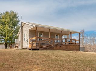 2448 Kyle Weeks Rd SW, Willis, VA 24380