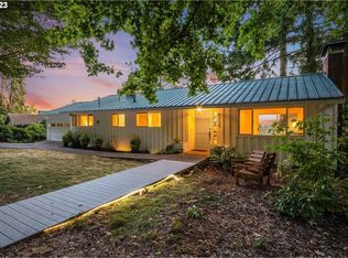 4735 SW 18th Pl, Portland, OR 97239