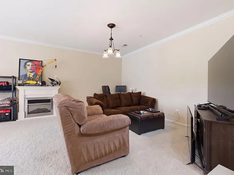 43905 Hickory Corner Ter #105 — Photo 5