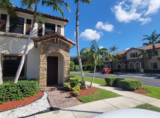 3223 SE 4th Ct, Homestead, FL 33033