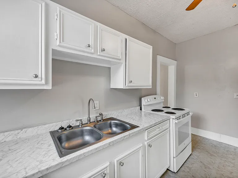 3125 Heyward St — Photo 29