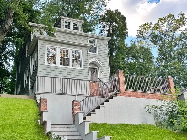 30 Cunard Ave, Staten Island, NY 10304