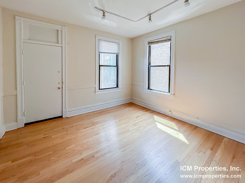 1st image of 3521 N Wilton Ave #3525W-3R