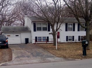 2312 Campbell Dr, Champaign, IL
