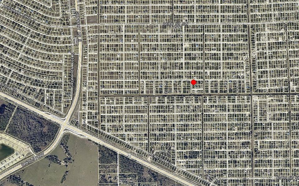 2nd image of 3907 29th St SW