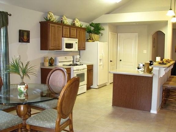 3rd image of 3103 Alisa Bend Ct