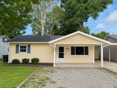 1006 S Eastview Dr, Tuscola, IL, 61953