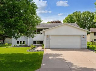 11663 100th Pl N, Maple Grove, MN 55369