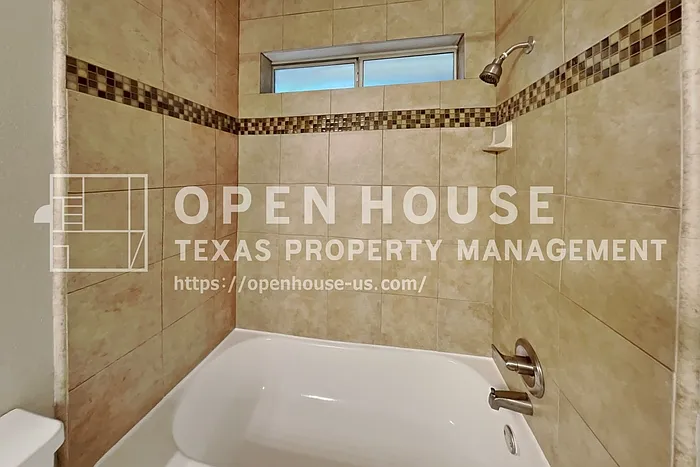 824 Quail Brook Dr — Photo 5