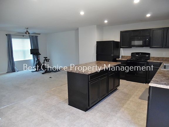 4th image of 114 Wedgemere Dr