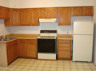 523 Grand Ave APT 1, Aurora, IL 60506