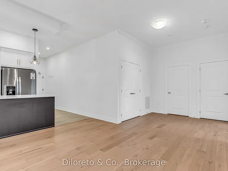 1880 Gordon St #214 — Photo 13