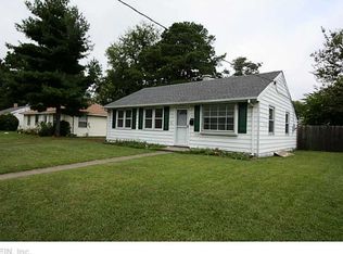114 Roane Dr, Hampton, VA 23669