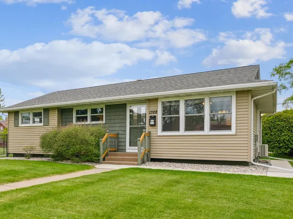1328 E 6th St, Superior, WI 54880