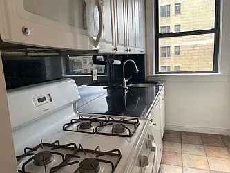 Rented by Rita S Citrin, LREB