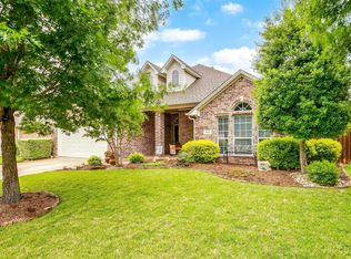 841 Huebner Way, Burleson, TX 76028