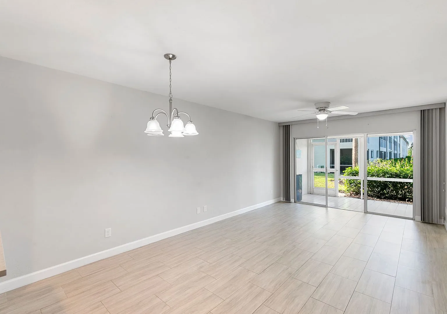 Updated 2-bedroom, 2-bath first-floor condo in Gulf Winds East — Photo 3