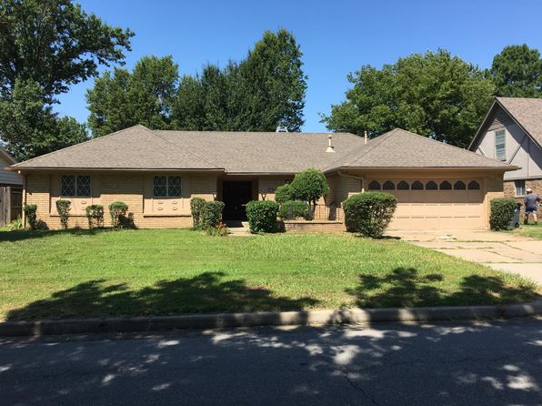 4648 S Maplewood Ave