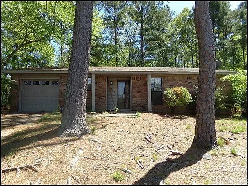 3915 Saint James Ct Photo 1