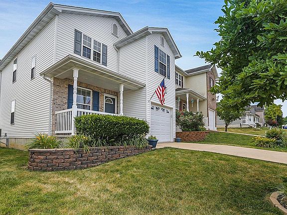 2nd image of 24 Brookmoore Dr
