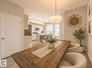 2035 160th St SW, Edmonton, AB T6W 4E7