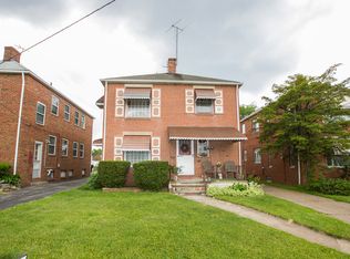 3572 Warren Rd, Cleveland, OH 44111