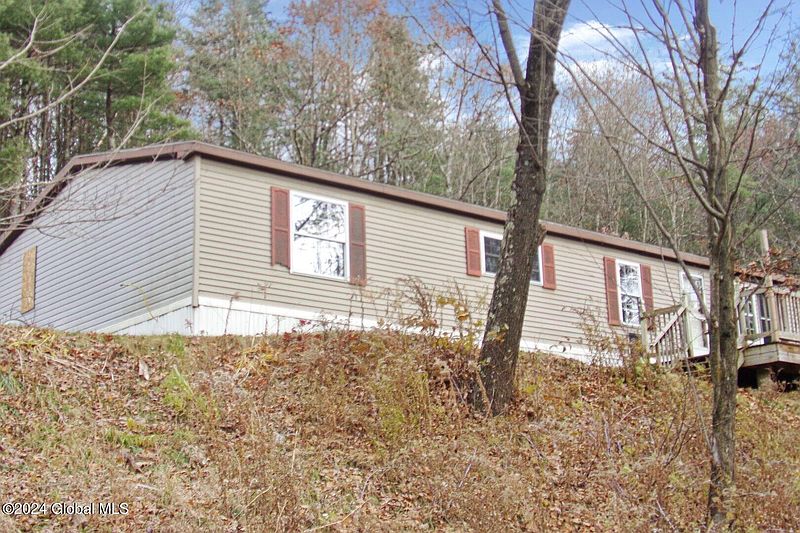 4th image of 239 River Road
