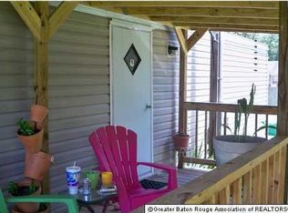 19346 Palmer Rd, Livingston, LA 70754