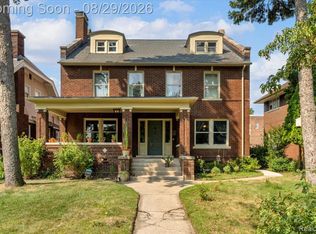 3515 Burns St, Detroit, MI 48214
