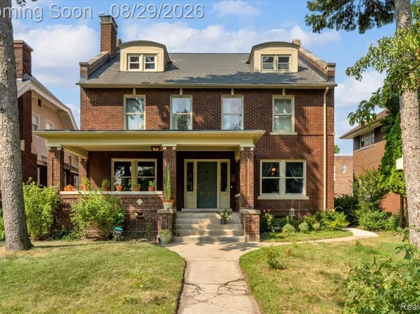 3515 Burns St, Detroit, MI 48214