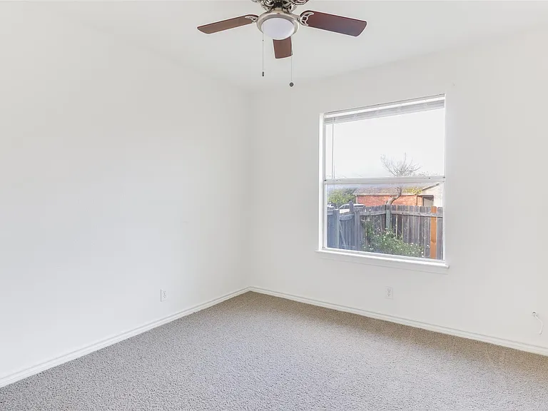 300 Tamara Dr #A — Photo 10