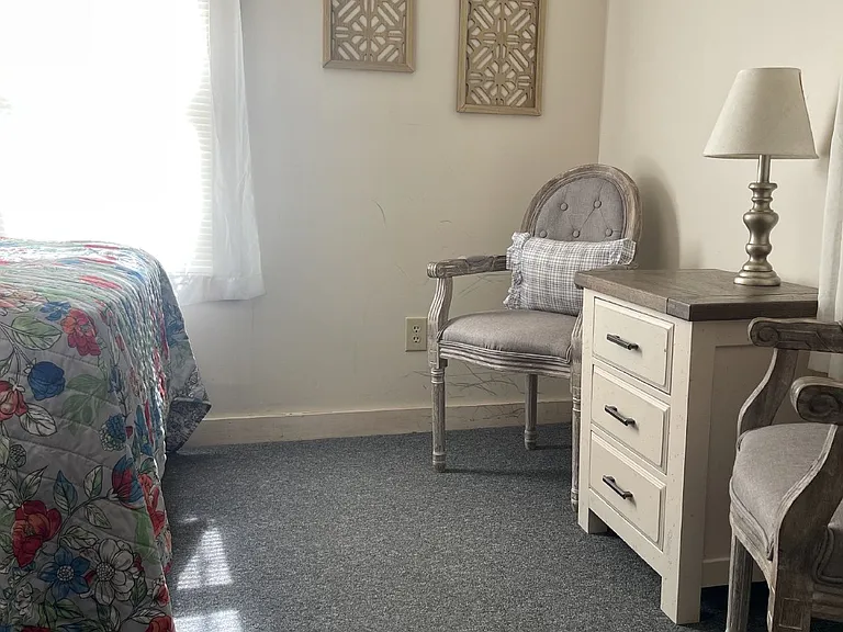 51 Emily Dr — Photo 5
