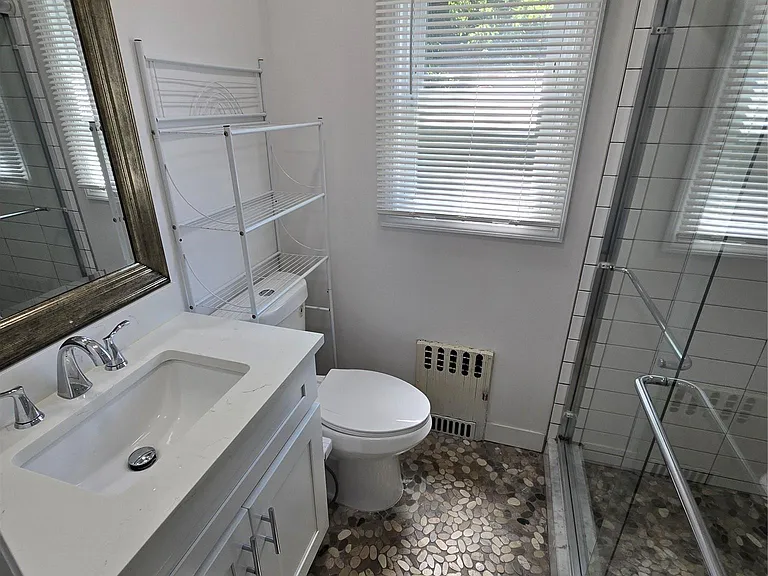 754 Park Ln S — Photo 9