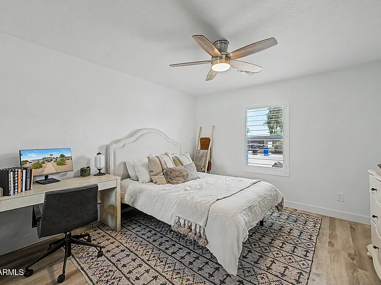 5140 E Poinsettia Dr — Photo 16