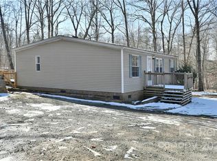 1524 L R Schronce Ln, Iron Station, NC 28080