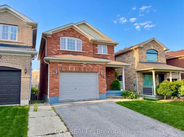 15 Lynn St, Bradford West Gwillimbury, ON L3Z 0B2