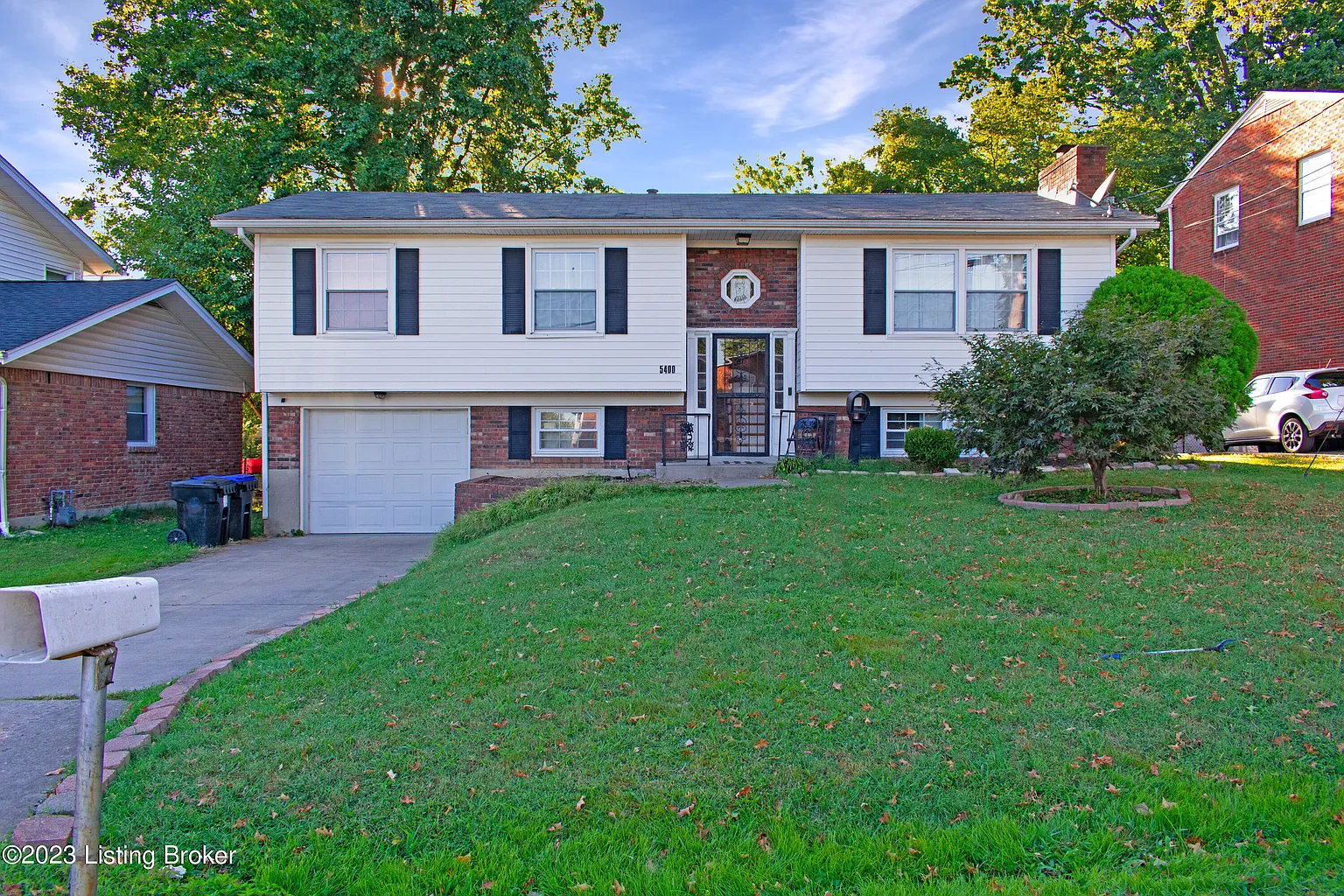 5400 Dannyboy Ln photo 1
