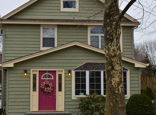 55 Calla Ave, Floral Park, NY 11001